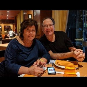 Meet your Posher, Robyn